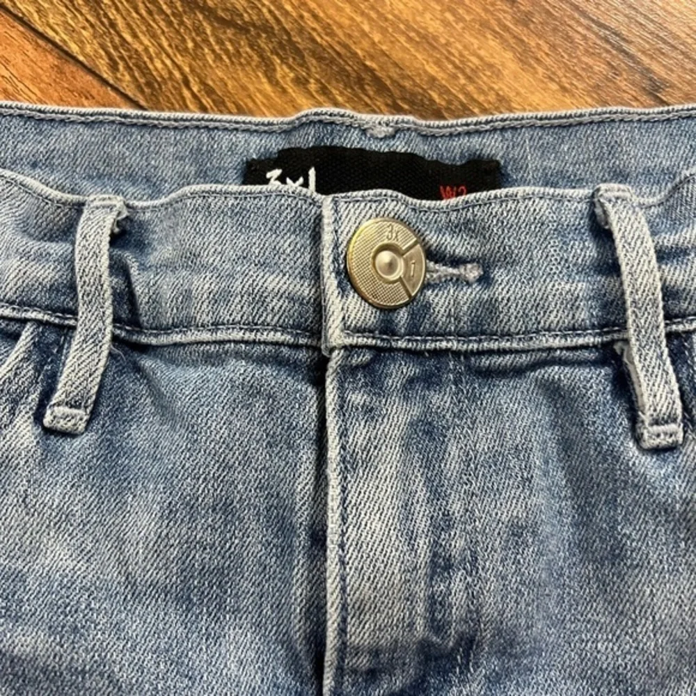 3x1 W2 light wash frayed raw denim shorts C5-14